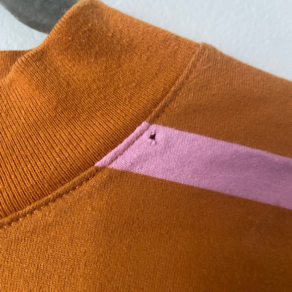 Uniqlo U Oversized, Boxy Orange and Pinked Striped T-Shirt – Size Medium - Picture 4 of 6